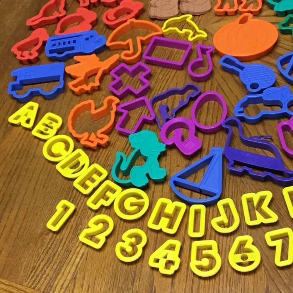 Vintage Farberware 78‎ Cookie Sandwich Cutters Animals Letters Numbers Holiday